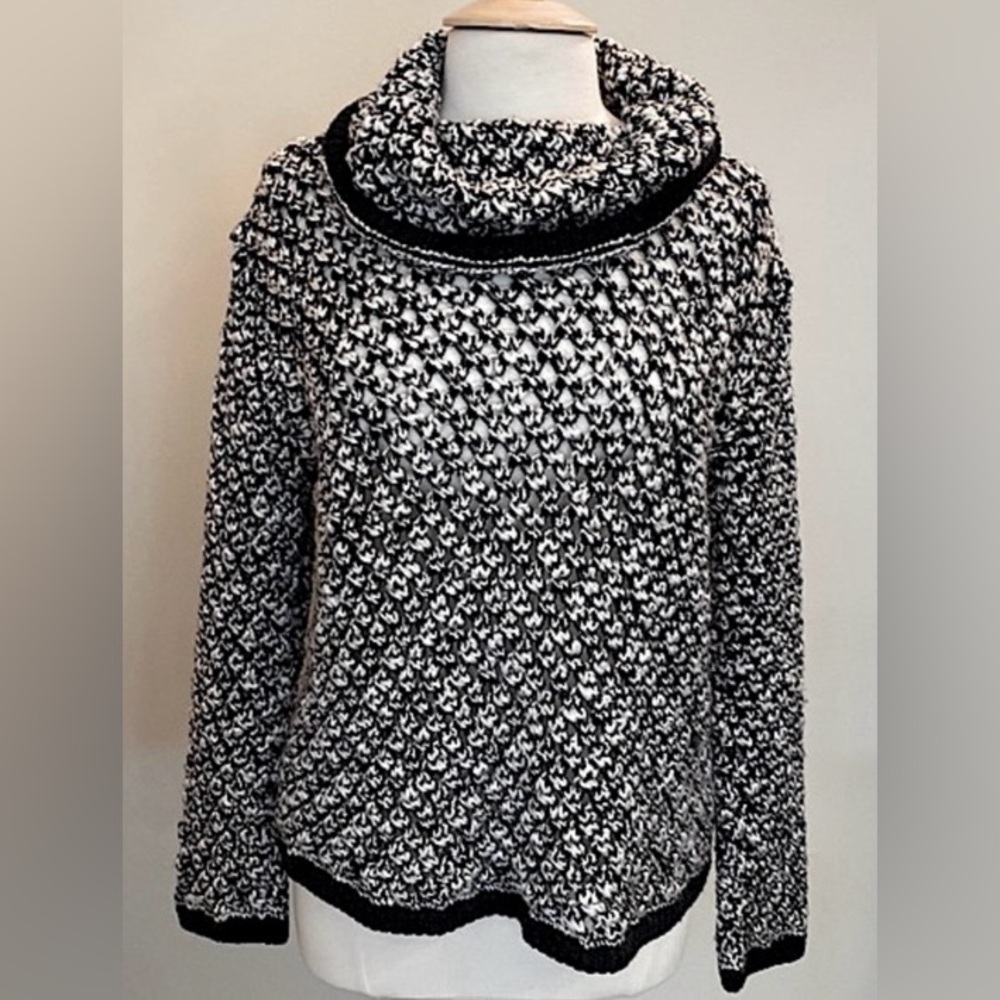 Relais Black White XL Designer Luxury Superfine Merino Cozy Casual Knit Sweater